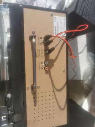 Sistema compacto DAB+ tocadiscos con transmisión p
