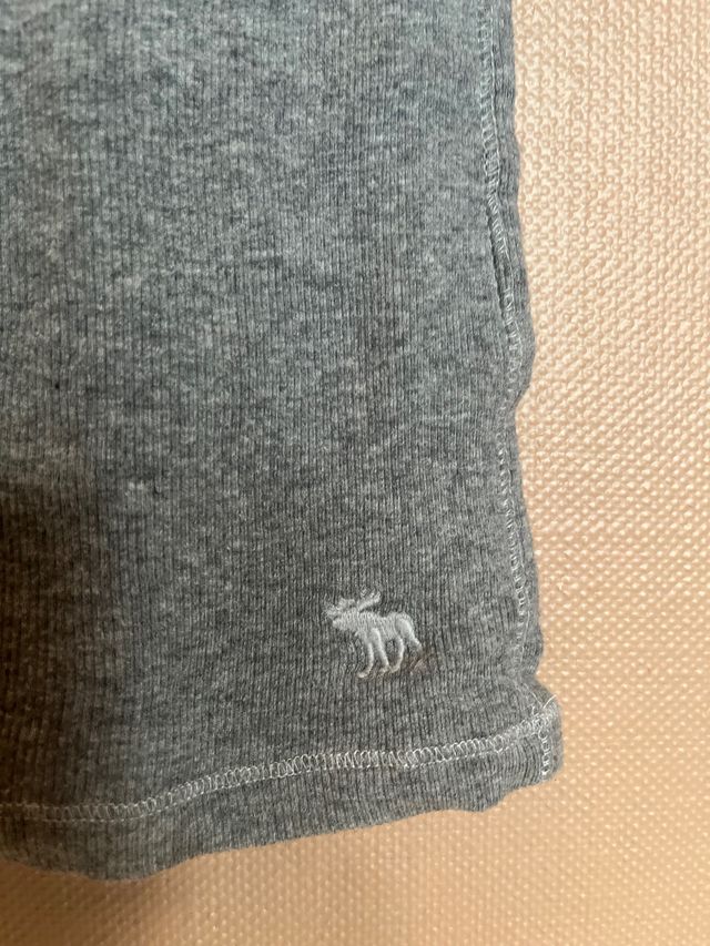 canotta Abercrombie kids xl o ragazza xs cotone