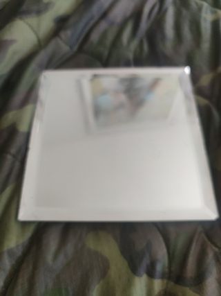 Vela pirámide (sin soporte de cristal)