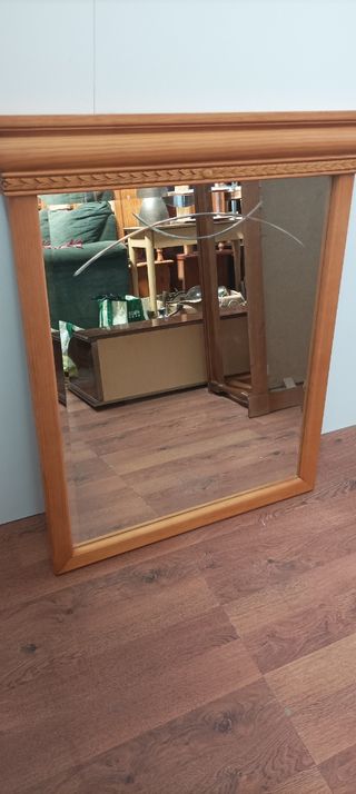 ESPEJO GRANDE CON MARCO DE PINO