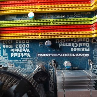 Placa base AsRock con procesador Intel Dual Core E