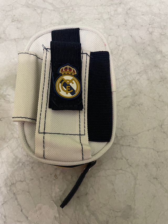 Estuche-monedero Real Madrid