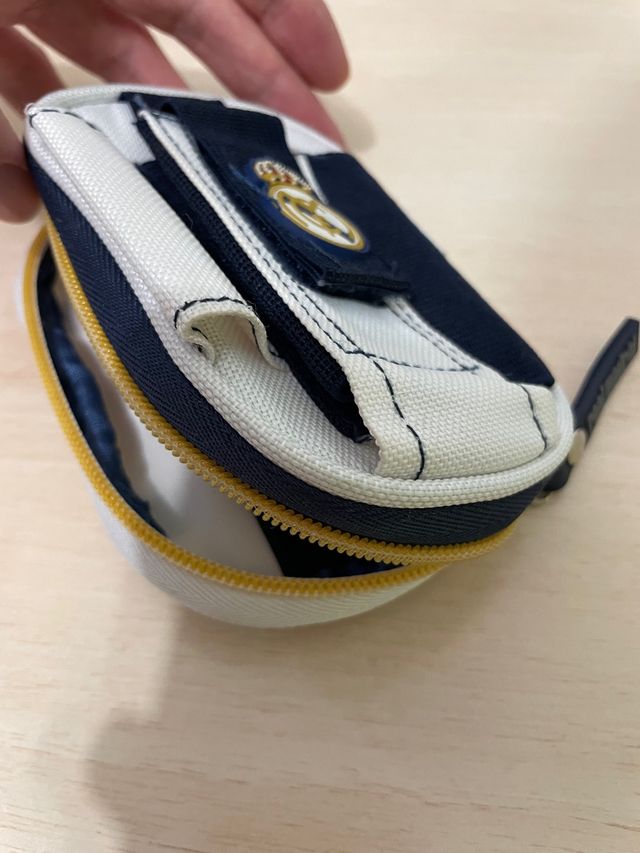 Estuche-monedero Real Madrid