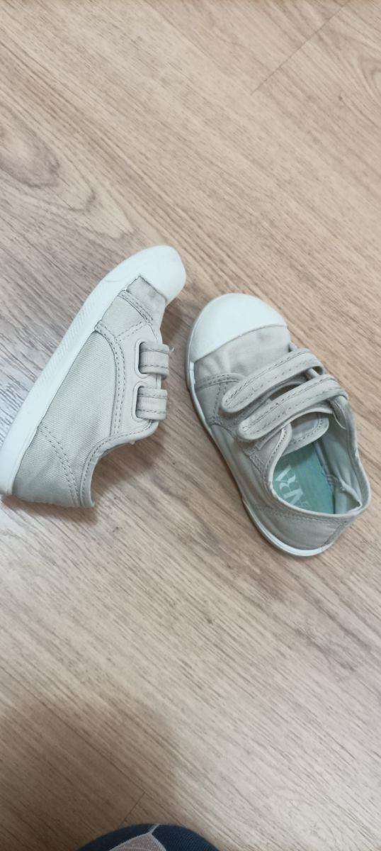 Zapatillas Zara N°24