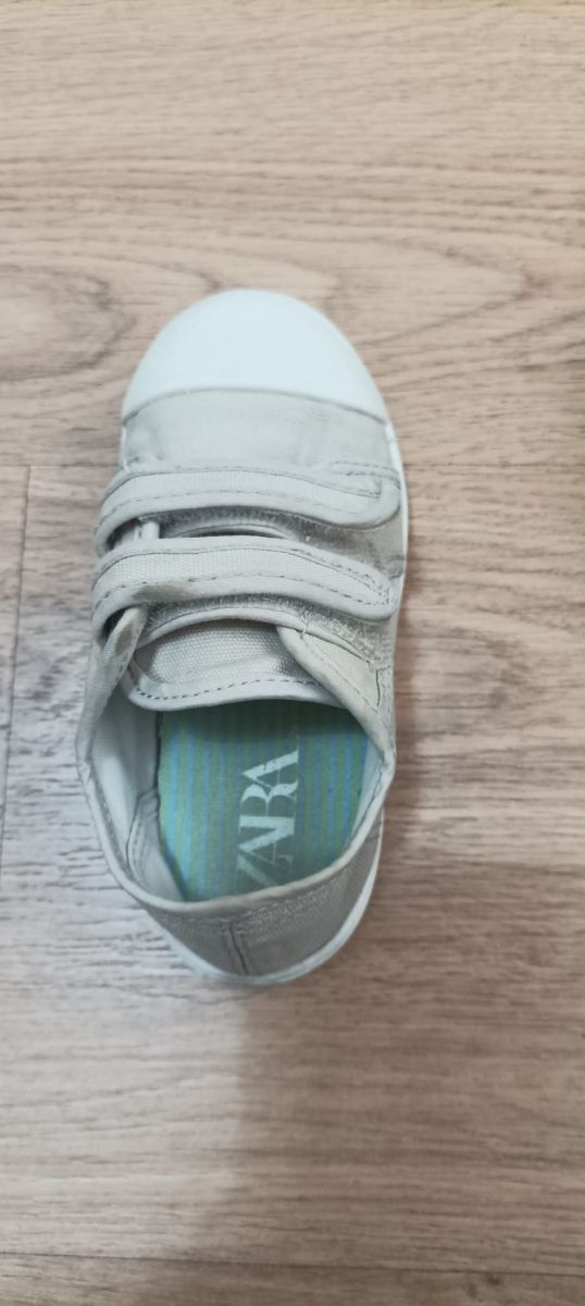 Zapatillas Zara N°24