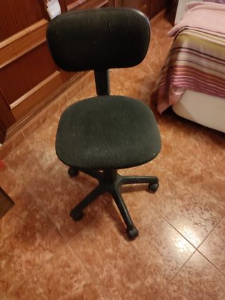 Silla escritorio/oficina con ruedas