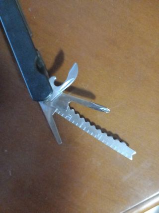 Pinza multiuso