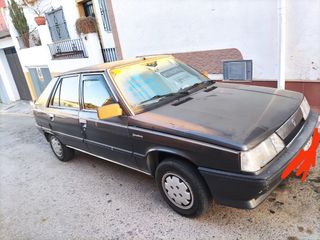 Renault 11 1988