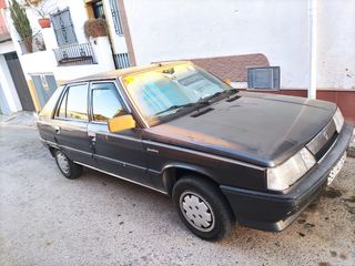 Renault 11 1988