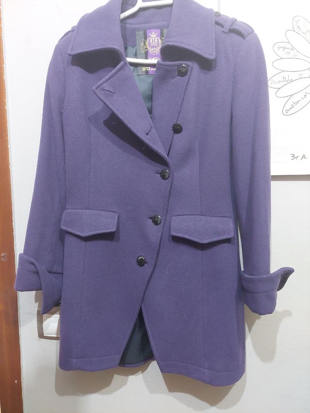 Abrigo Corto corte Frac Lila