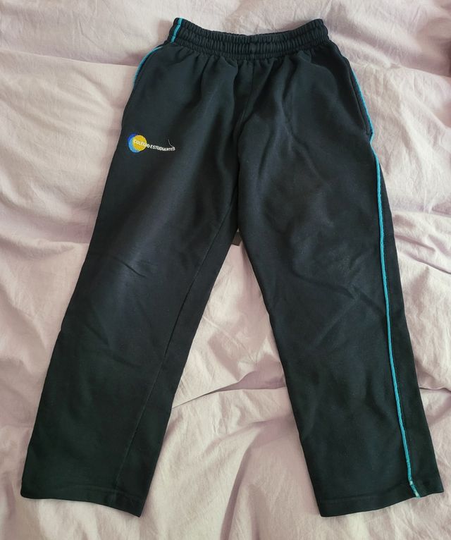 Uniforme colegio estudiantes