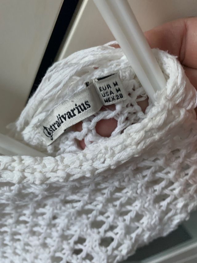 Jersey calado Stradivarius como nuevo. Talla M