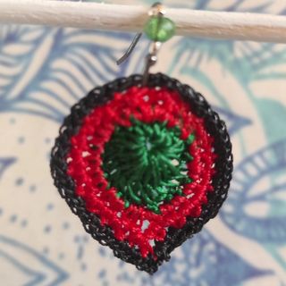 Pendientes rojo y verde. Crochet.Artesanía.