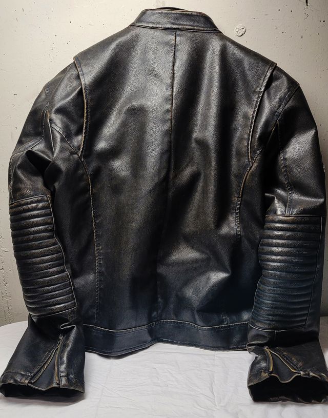 Cazadora motera polipiel