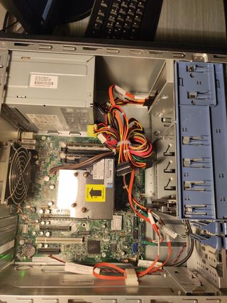 Servidor HP Proliant ML110