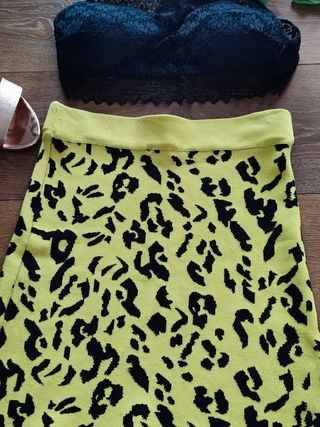 Minifalda de estampado "zara".