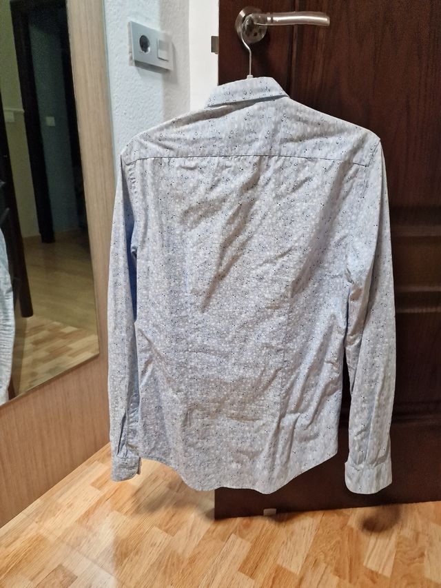 Camisa de estampado de flores de Zara