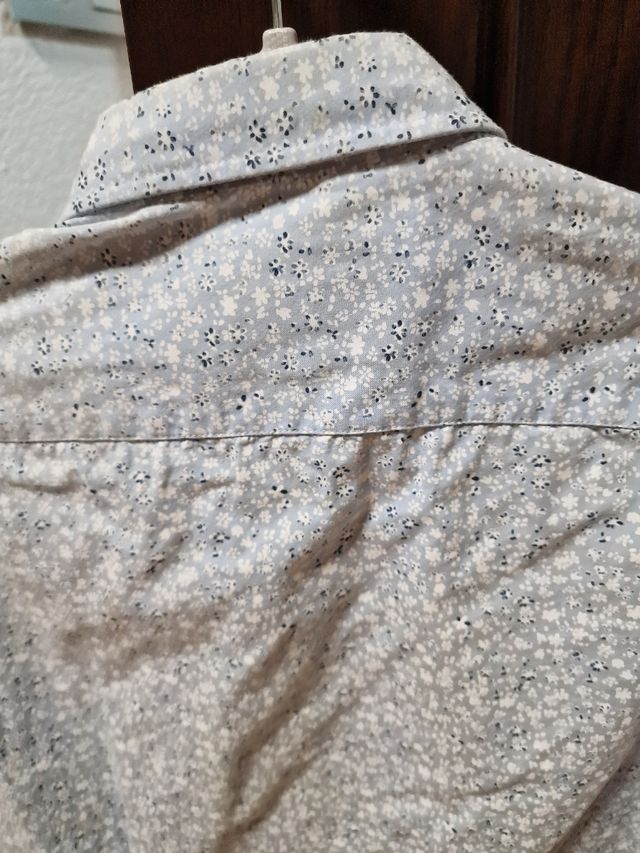 Camisa de estampado de flores de Zara