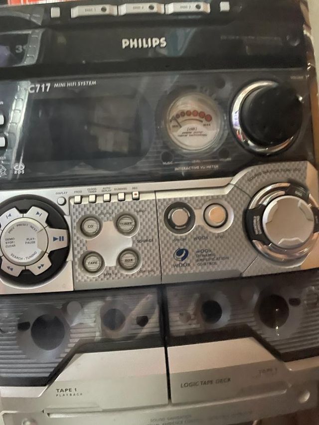 Cadena de musica con altavoces
Entrega en mano