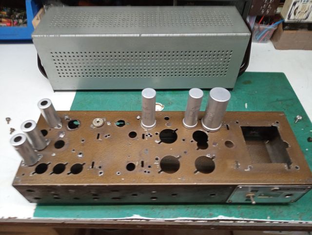 Caja para montaje ampli guitarra