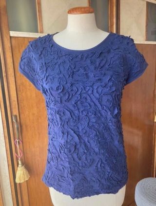 Camiseta azulona de Zara