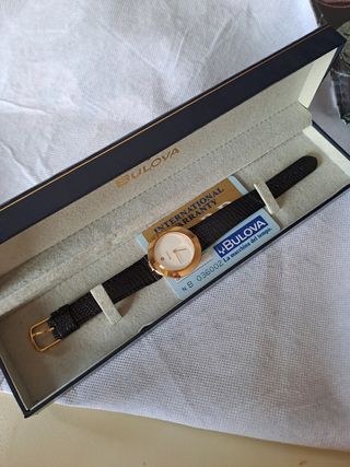 Reloj Bulova Swiss Original