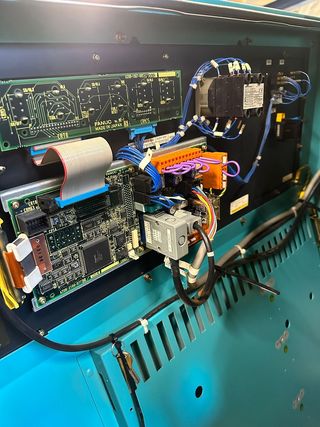 ROBOT FANUC R2000IA 165F RJ3IB