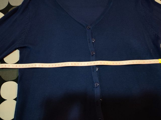 Cárdigan con cuello de pico