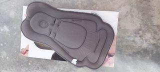 Cojin reductor para bebe babymoov