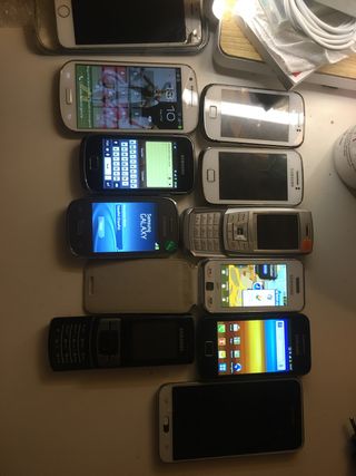 lote de 27 telefonos samsung