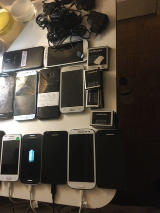 lote de 27 telefonos samsung
