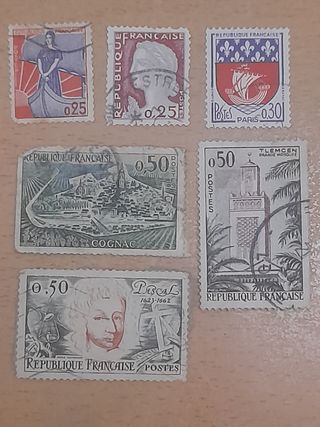 Lote de sellos franceses, 12 euros.
