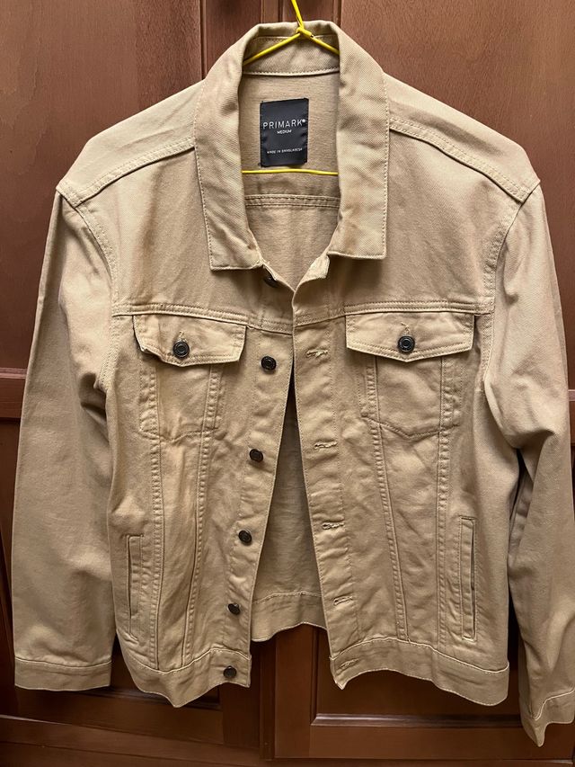 cazadora nueva Primark talla M