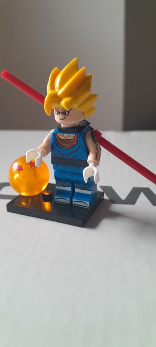 FIGURA DRAGON BALL VEGETTO