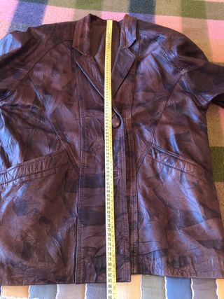 Chaquetón de cuero de señora