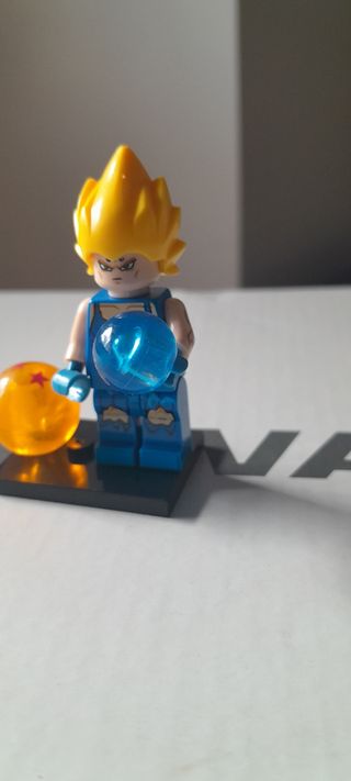 FIGURA DRAGON BALL VEGETA M