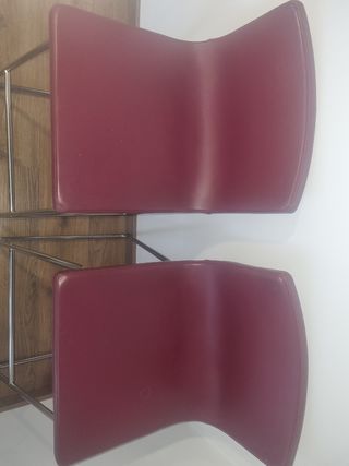 Taburetes de cocina burdeos