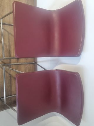 Taburetes de cocina burdeos