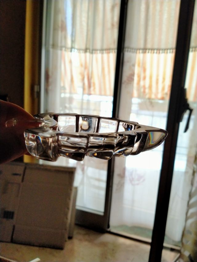 Piatto a forma di foglia