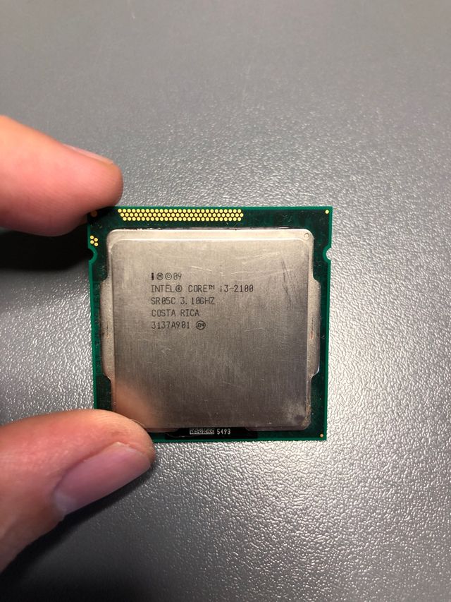 Procesador Intel Core i3 2100