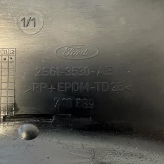 EMBELLECEDOR COLUMNA DE DIRECCION FORD FIESTA 5