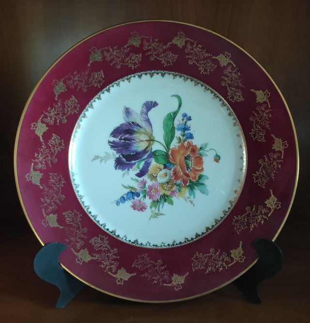 Plato floral decorativo