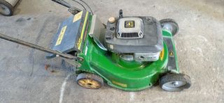 Cortacésped John Deere