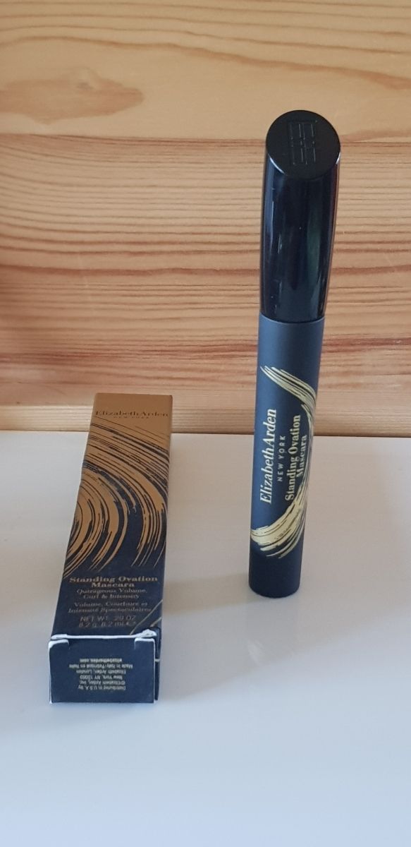 Elizabeth Arden mascará de pestañas.