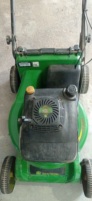 Cortacésped John Deere