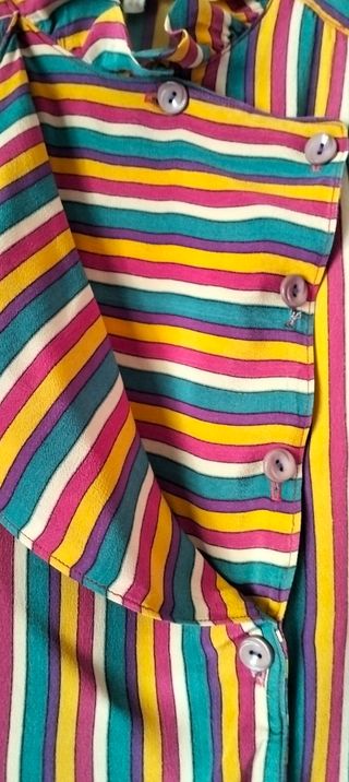 REBAJADA CAMISA VESTIR preciosa, tejido sedoso