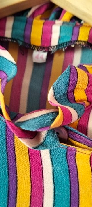 REBAJADA CAMISA VESTIR preciosa, tejido sedoso