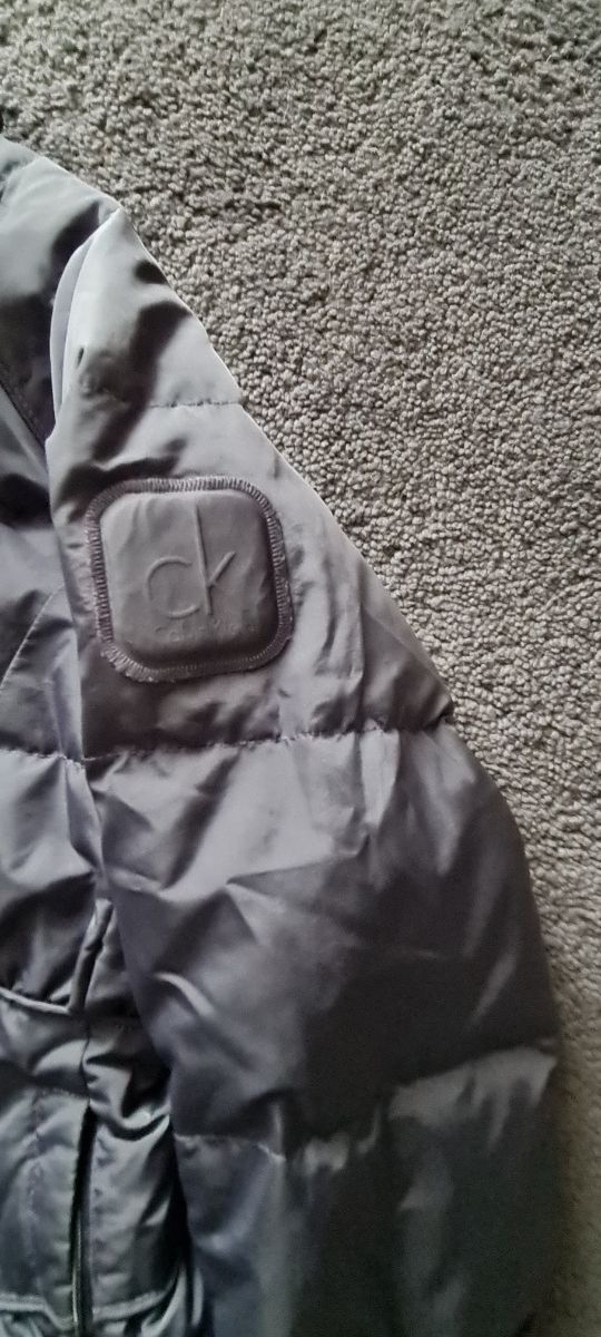 Abrigo Plumas Calvin Klein talla S gris
