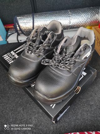 Zapatos seguridad laborales punta acero