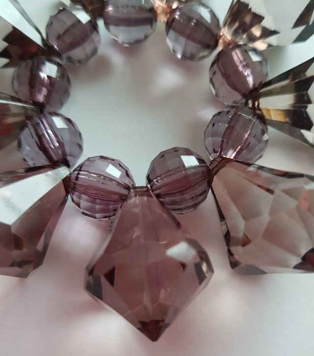 bracciale elastico con perle sfaccettate